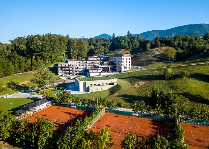 Atlantida Boutique روغاسكا سْلاتِنا