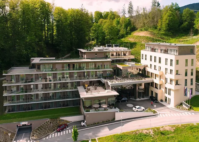 فندق Atlantida Boutique